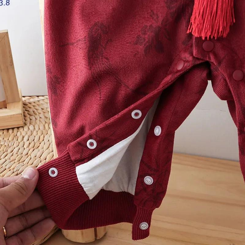 Mono rojo bordado para niño – Algodón suave - imagen 5