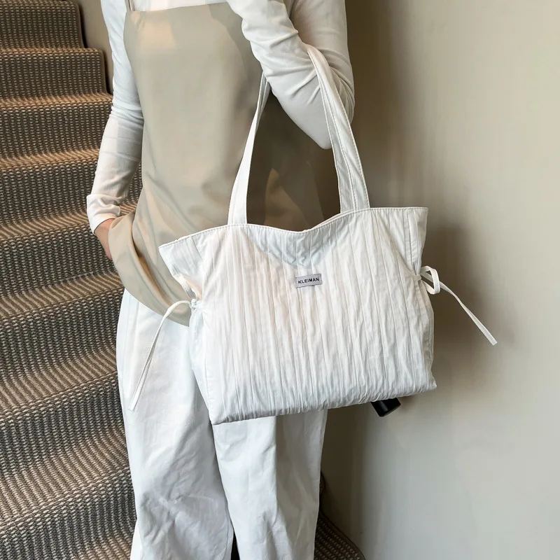 Bolso maternal de gran capacidad para bebé – Estilo moderno