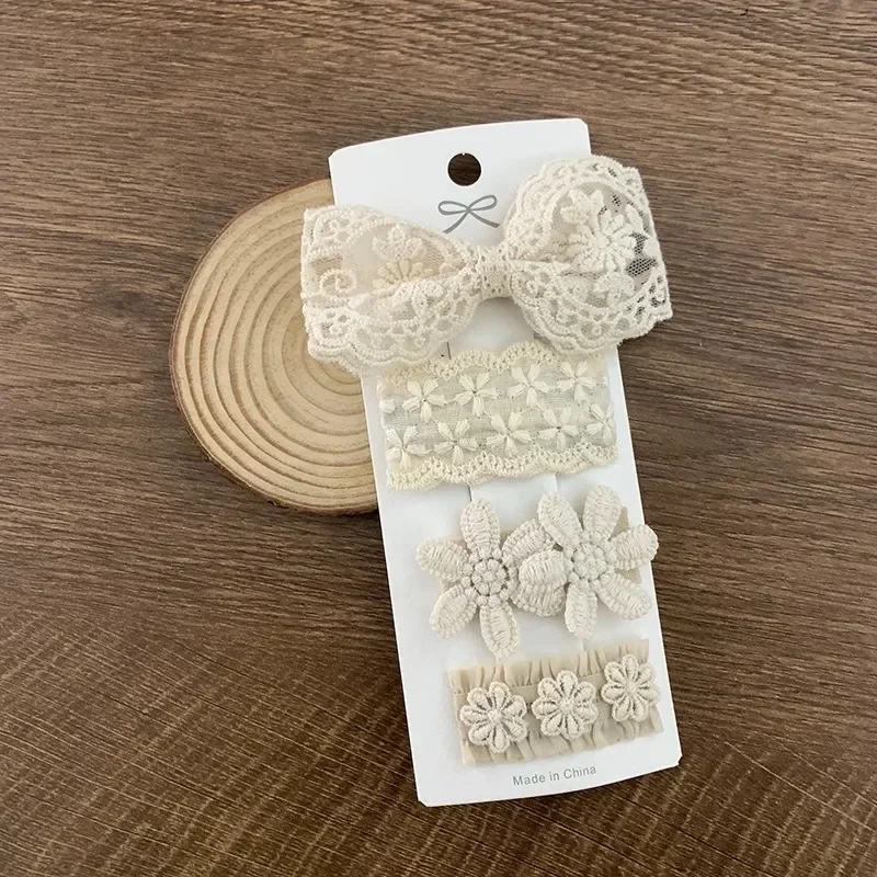 Pasadores flores encaje bebé suave niña – Horquillas lazo blanco - imagen 4