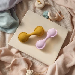 Mordedor sonajero de silicona con forma gatuna para bebé pequeño
