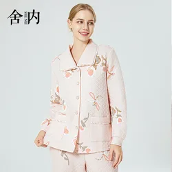 Pijamas de lactancia con estampado floral para otoño e invierno