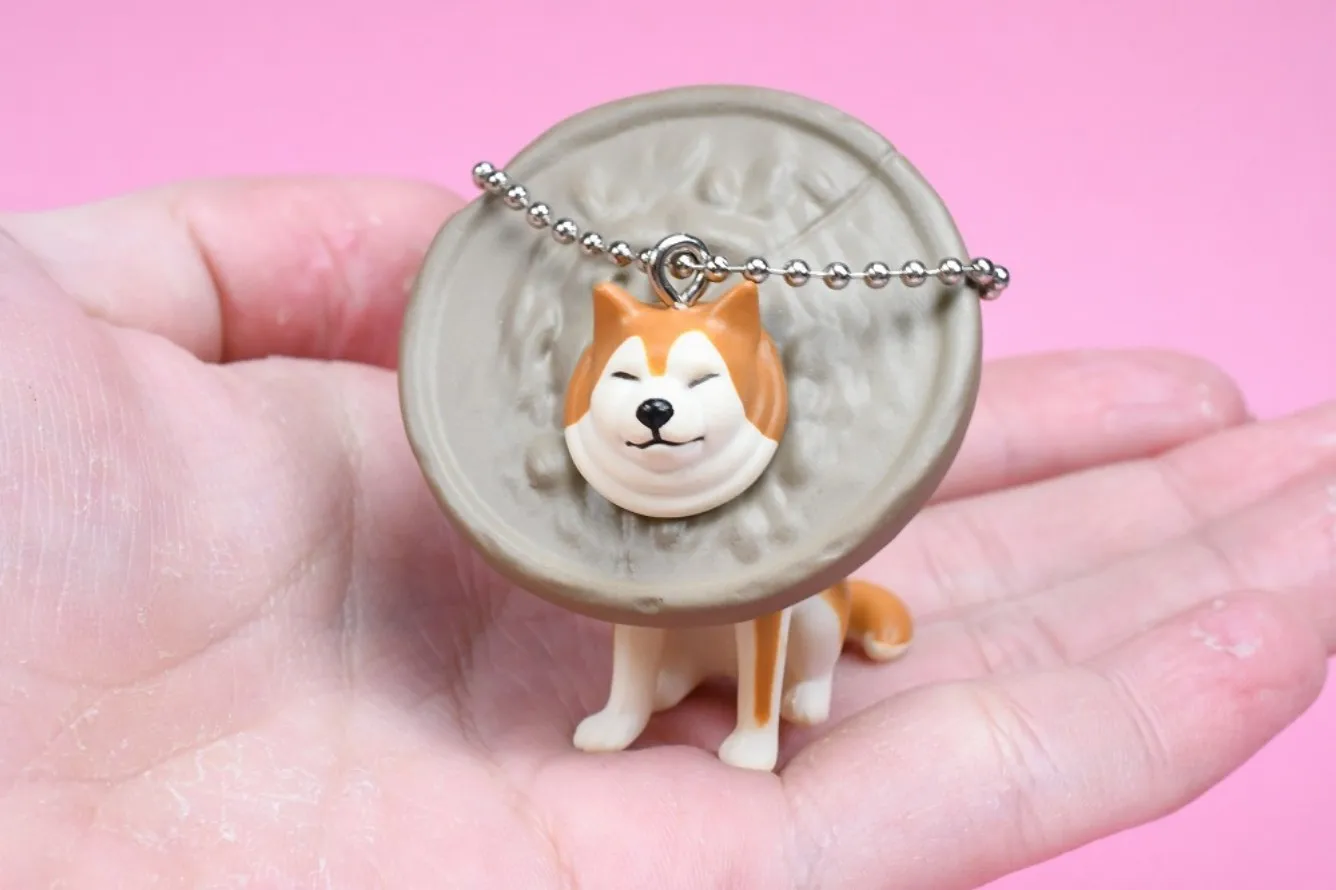 Qualia Cápsulas Sorpresa Peluches Shiba Inu - Regalo Divertido - imagen 2