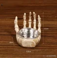 Hand
