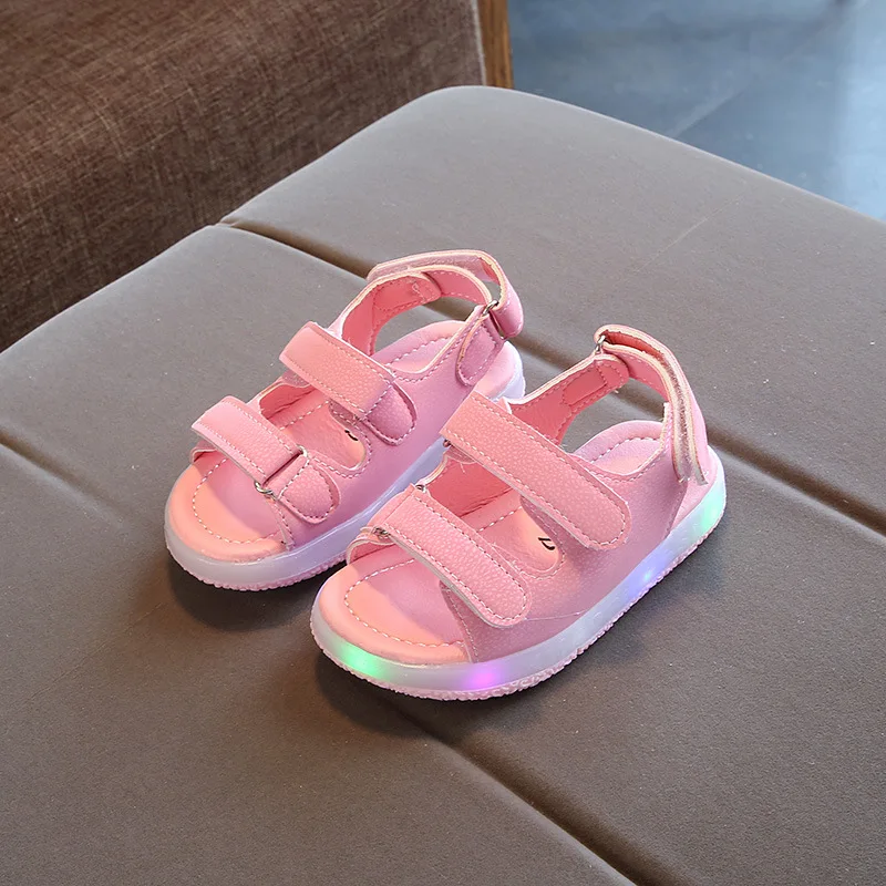 Zapatos de luz brillantes para niños, sandalias con luz brillante para niños pequeños, zapatos con luz LED para niñas, sandalias de playa luminosas para niños - imagen 4