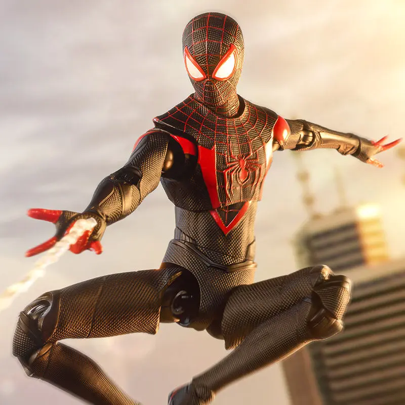 Figura de acción Spider-Man Miles Morales traje 2099 1/10 - imagen 4