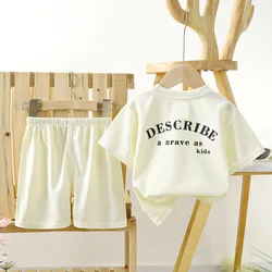 Conjunto de verano para niño: camiseta y pantalón corto