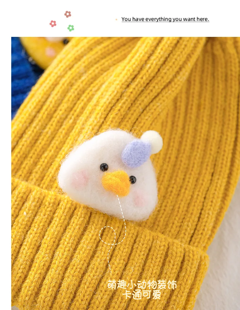 Gorro puesto en bebé