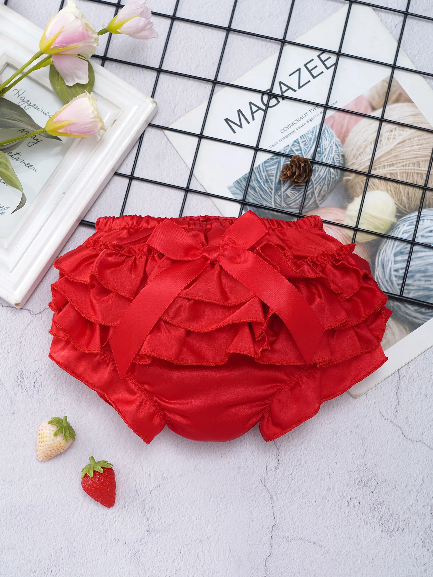 Pantalones cortos con volantes para niñas, bombachos informales, cintura elástica, estilo escalonado, cintura con lazo, estampado de lunares o Color sólido - imagen 4