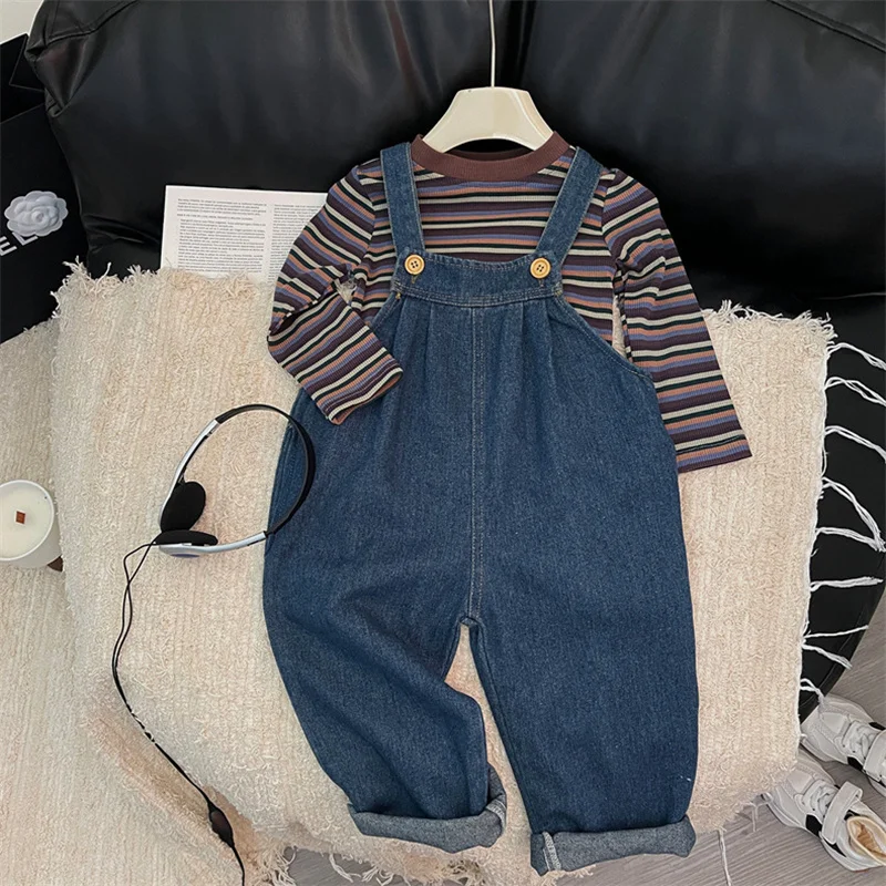 Conjunto vaquero niña con camiseta a rayas - imagen 3
