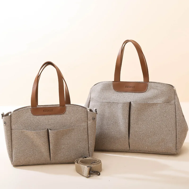 Bolso bandolera maternal de gran capacidad y estilo moderno - imagen 4