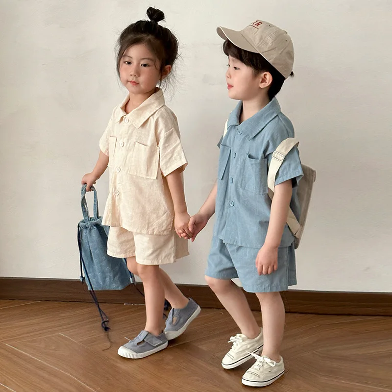 Conjunto infantil de algodón – Camisa y shorts beige para niño - imagen 3
