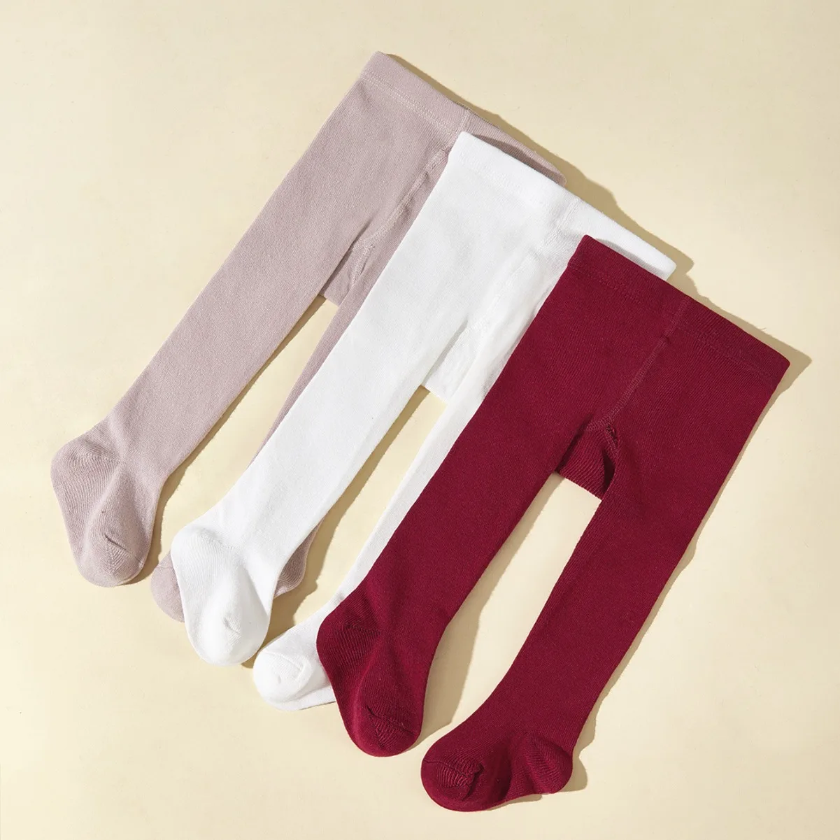 Medias de algodón para bebé – Suaves y lisas para otoño e invierno - imagen 2