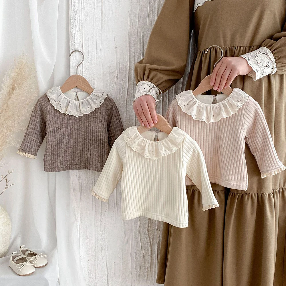 Blusa con volantes y forro polar para niña - imagen 3