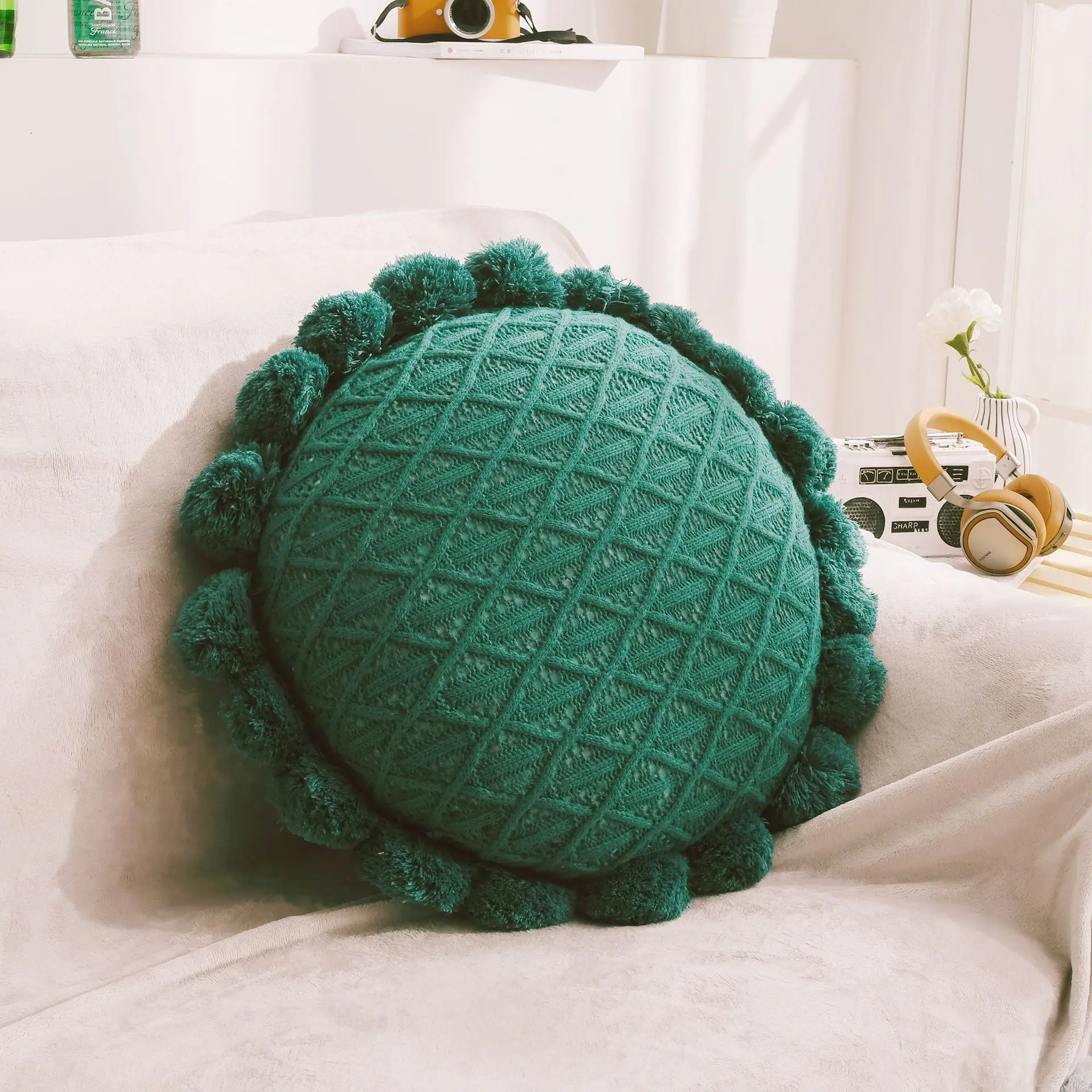 dark green