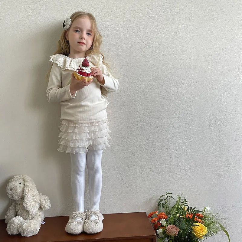 Leggings bebé de encaje con estilo princesa y terciopelo térmico - imagen 3