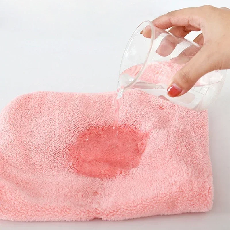 Cepillo de dientes de leche de 360 grados para bebé, babero rosa y azul, toalla de lavado de lana Coral, paños multifuncionales para comer y eructar, babero para lavar la cara y los dientes - imagen 4