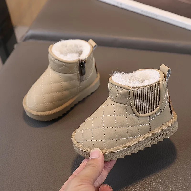 Zapatos de invierno para niños, botas de nieve para bebés y niños, botas de felpa antideslizantes para exteriores, zapatos impermeables a prueba de viento para niños pequeños - imagen 4