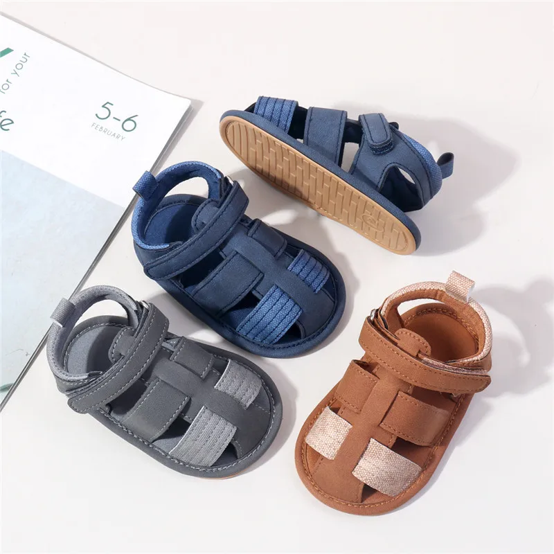 Zapatos de bebé transpirables a la moda, sandalias para niños, nuevas zapatillas de verano con suela de goma suave antideslizantes para niños pequeños, zapatos informales para caminar al aire libre
