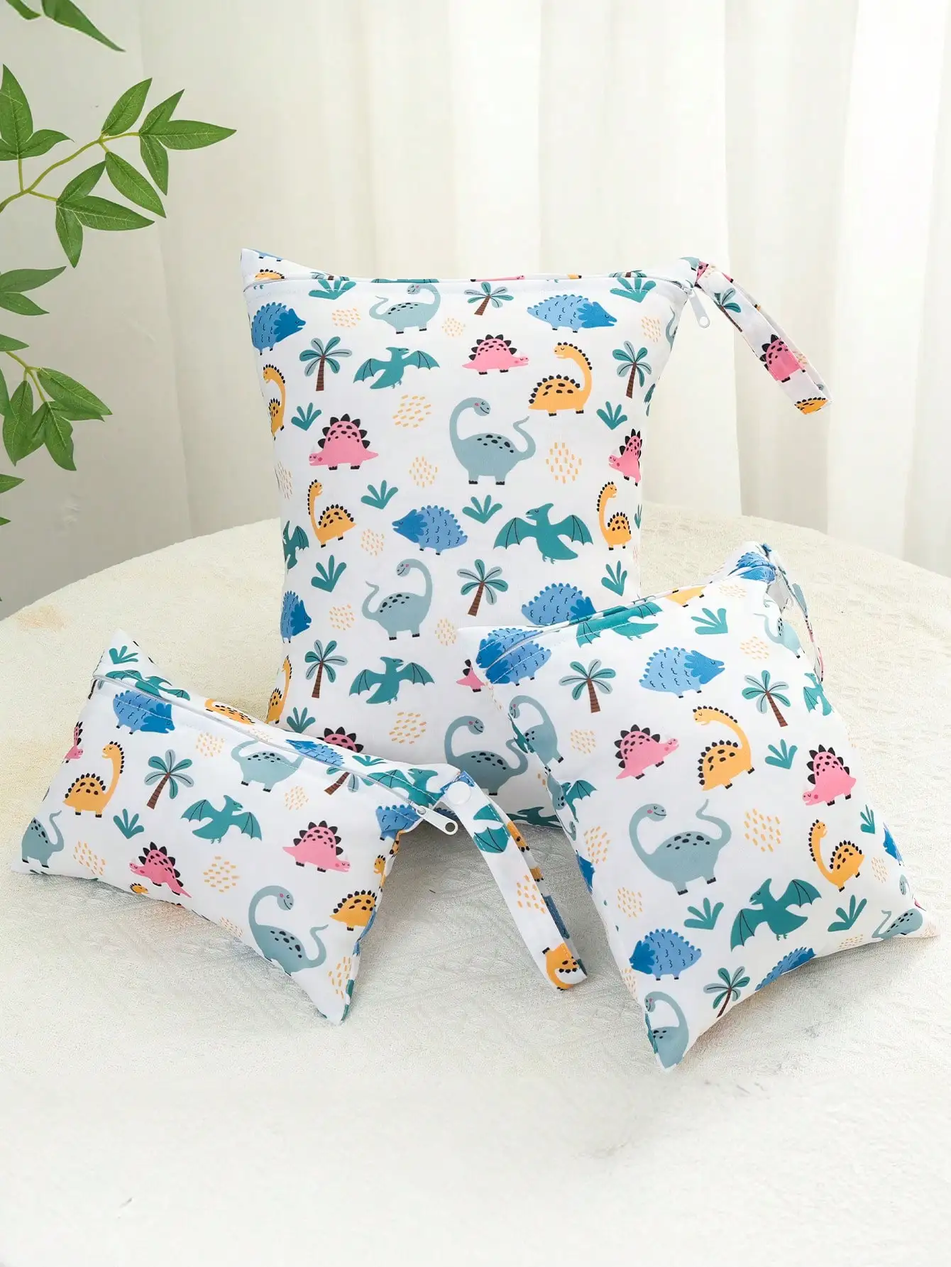 Bolsa impermeable para pañales de tela y bañadores - imagen 2