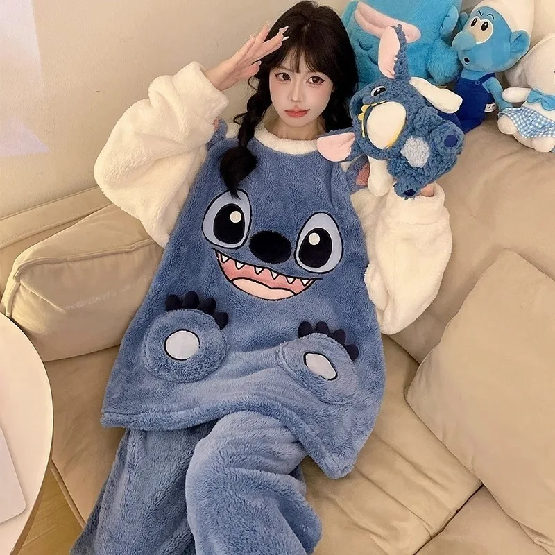 Pijamas de punto para mujer, ropa de abrigo cálida de dibujos animados de Anime grueso de lana Coral para otoño e invierno, regalo para el hogar para estudiantes de Disney - imagen 5