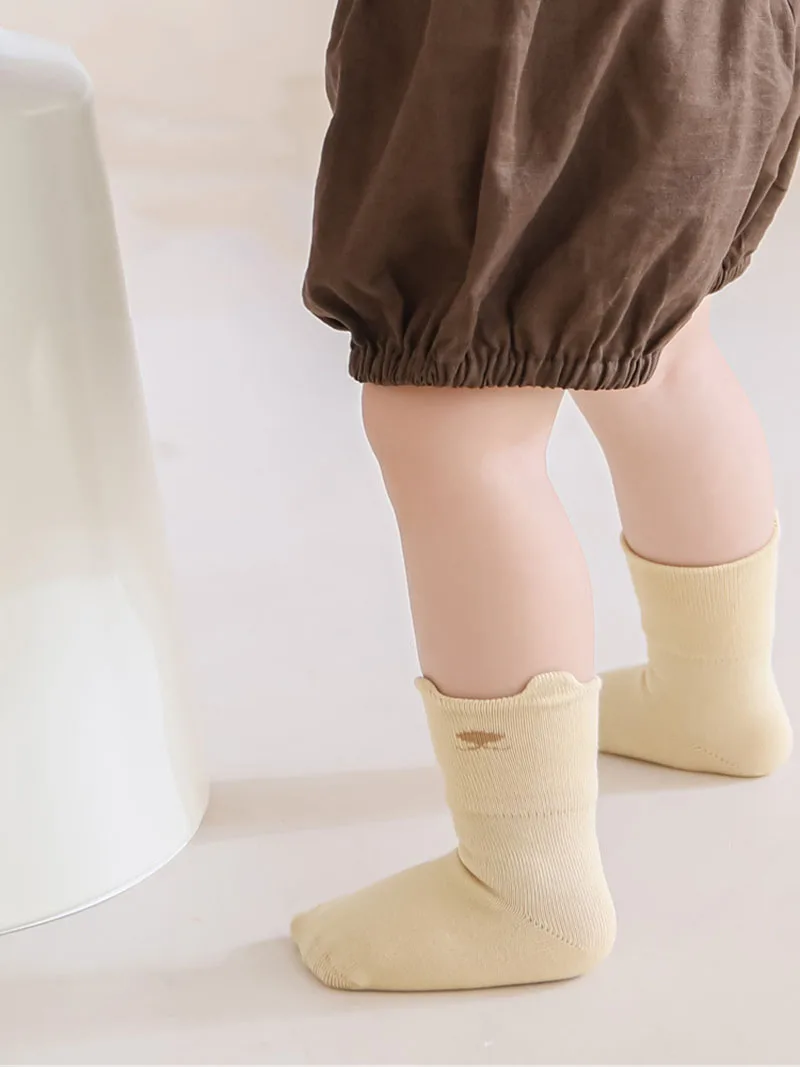 5 pares por lote de calcetines de otoño para bebé 0-3T calcetines finos de Color sólido con dibujos animados para niños pequeños versión coreana calcetines infantiles en tubo - imagen 2
