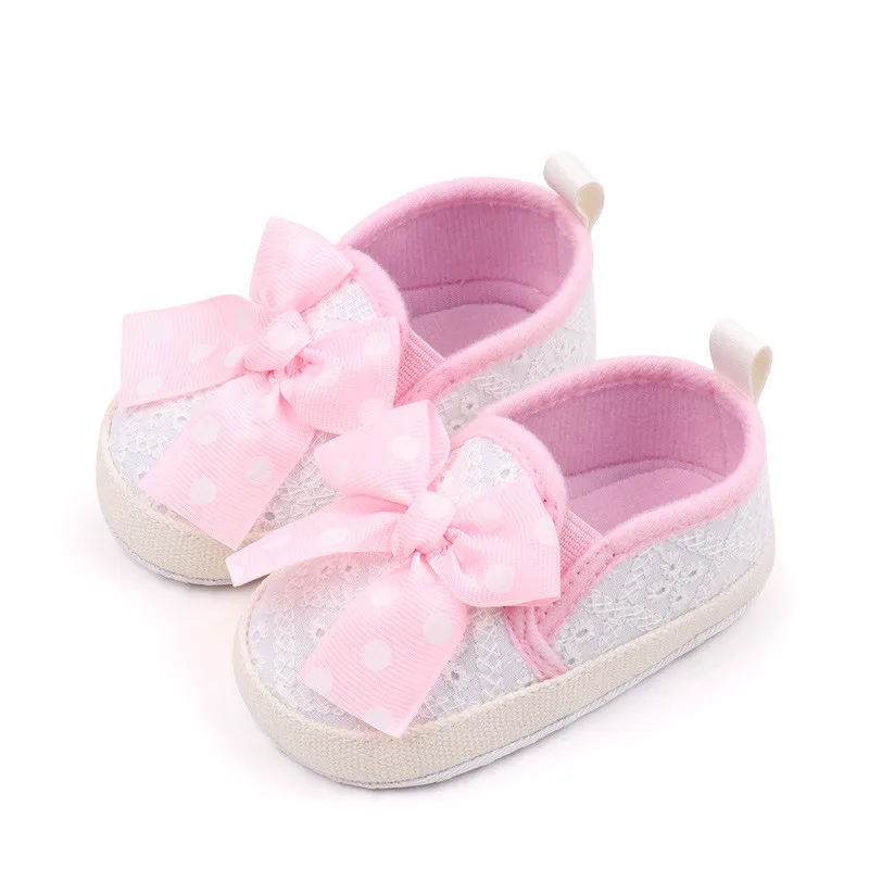 Babuchas de algodón para niña – Primeros pasos con lazo y suela suave - imagen 3