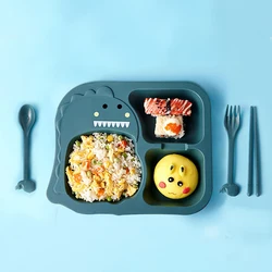 Vajilla infantil completa con platos de dibujos y cubiertos