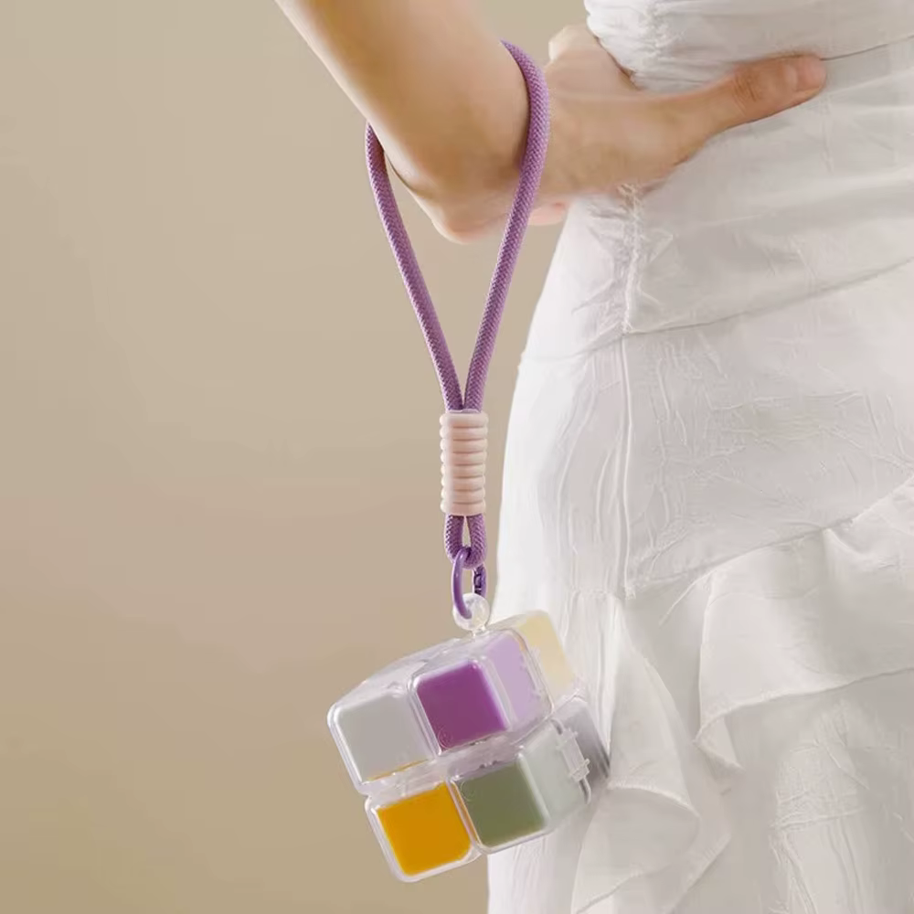 Pastillero semanal infantil con forma de cubo – Organizador portátil - imagen 4