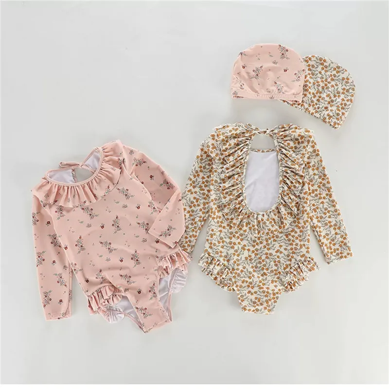 Bañador de bebé niña con estampado floral y volantes para piscina - imagen 2