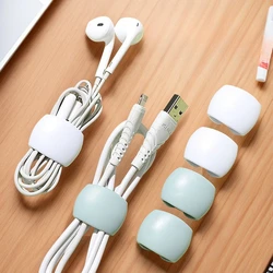 Organizador de cables infantil para escritorio con clips y protectores