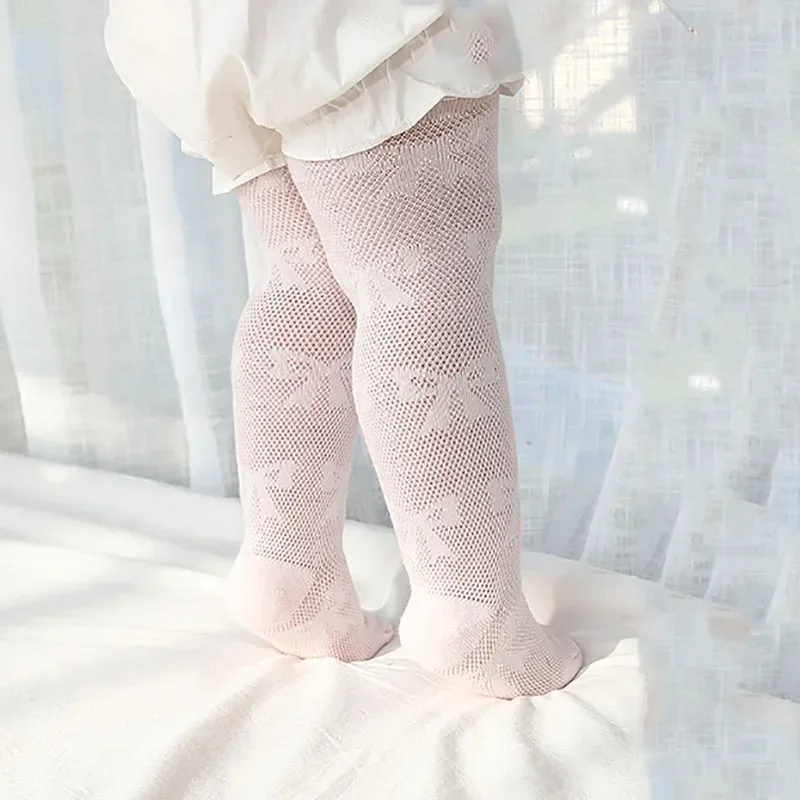 pink bow