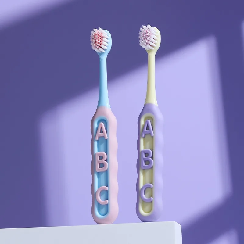 2 unids/set de cepillo de dientes de dibujos animados para niños, piel suave en espiral, cuidado Dental para bebés de 3 a 12 años, limpieza de dientes, cepillo de dientes antideslizante para niños - imagen 4