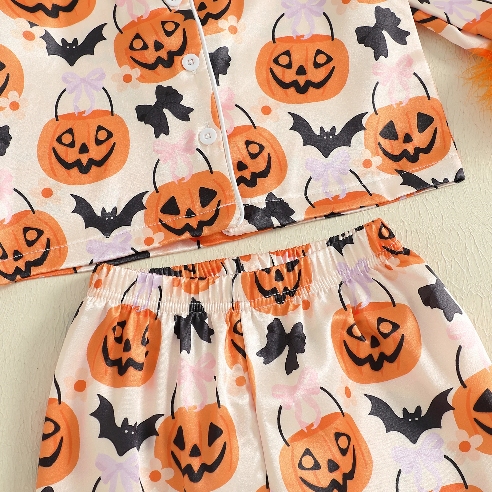 VISgogo Conjunto de pijamas de Halloween para niñas con puños de plumas, camisa con botones y pantalones elásticos con estampado de calabaza para ropa de descanso - imagen 5