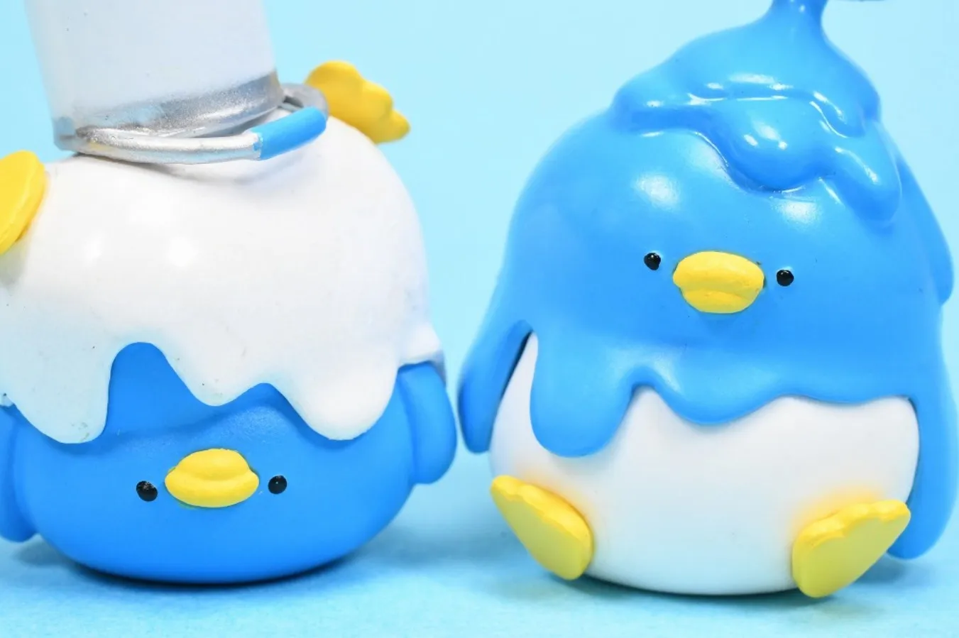 Stasto – capsules de jouets, pingouins recouverts de peinture, peuvent sur la tête, tombées sur les oiseaux bristes sans vol, figurines amusantes, décorations de bureau, cadeaux - imagen 4