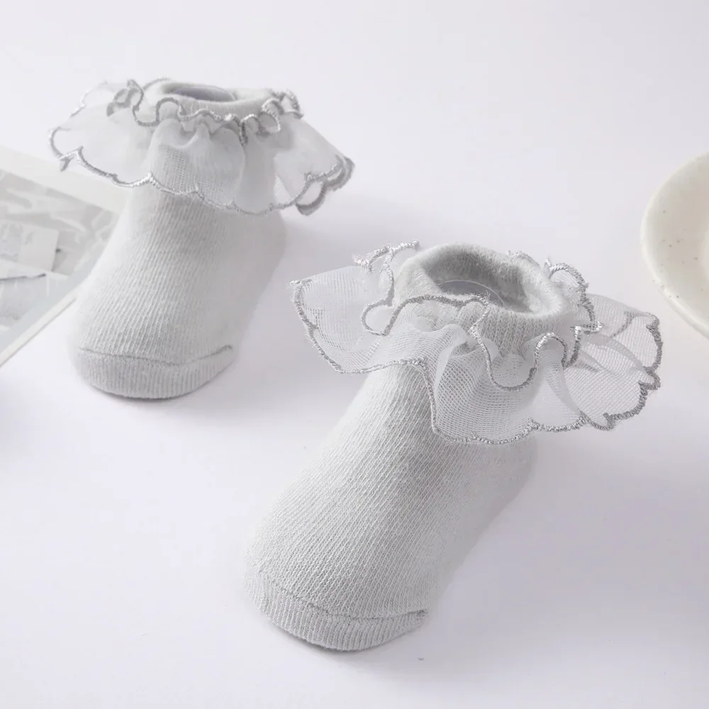 Calcetines de encaje de princesa para bebés recién nacidos, calcetines con volantes de moda coreana antideslizantes de goma para niñas de 0 a 2 años - imagen 4