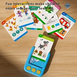 Máquina aprendizaje electrónica rusa con tarjetas parlantes para niños