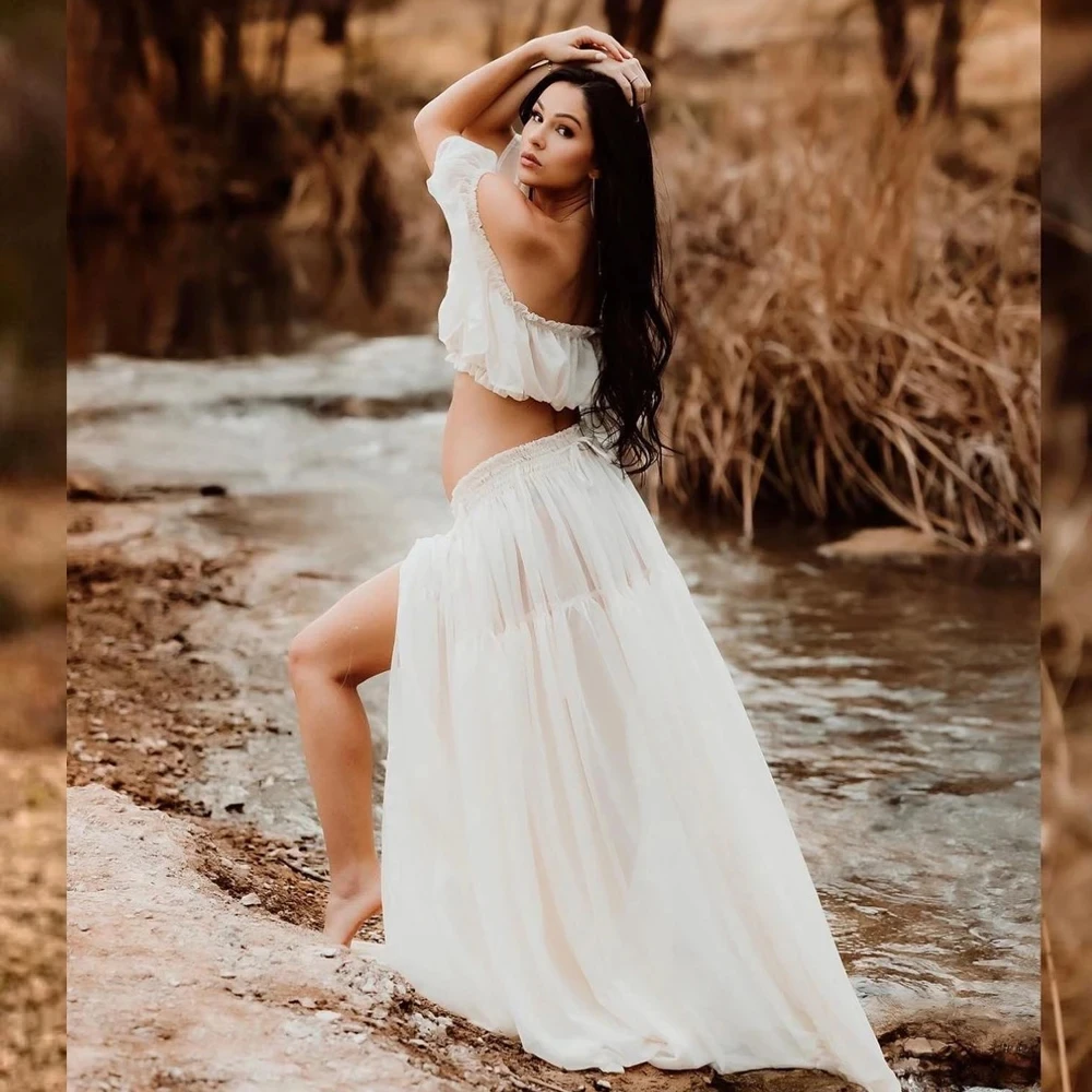 Vestido maternity largo de gasa con volantes – Hombros descubiertos