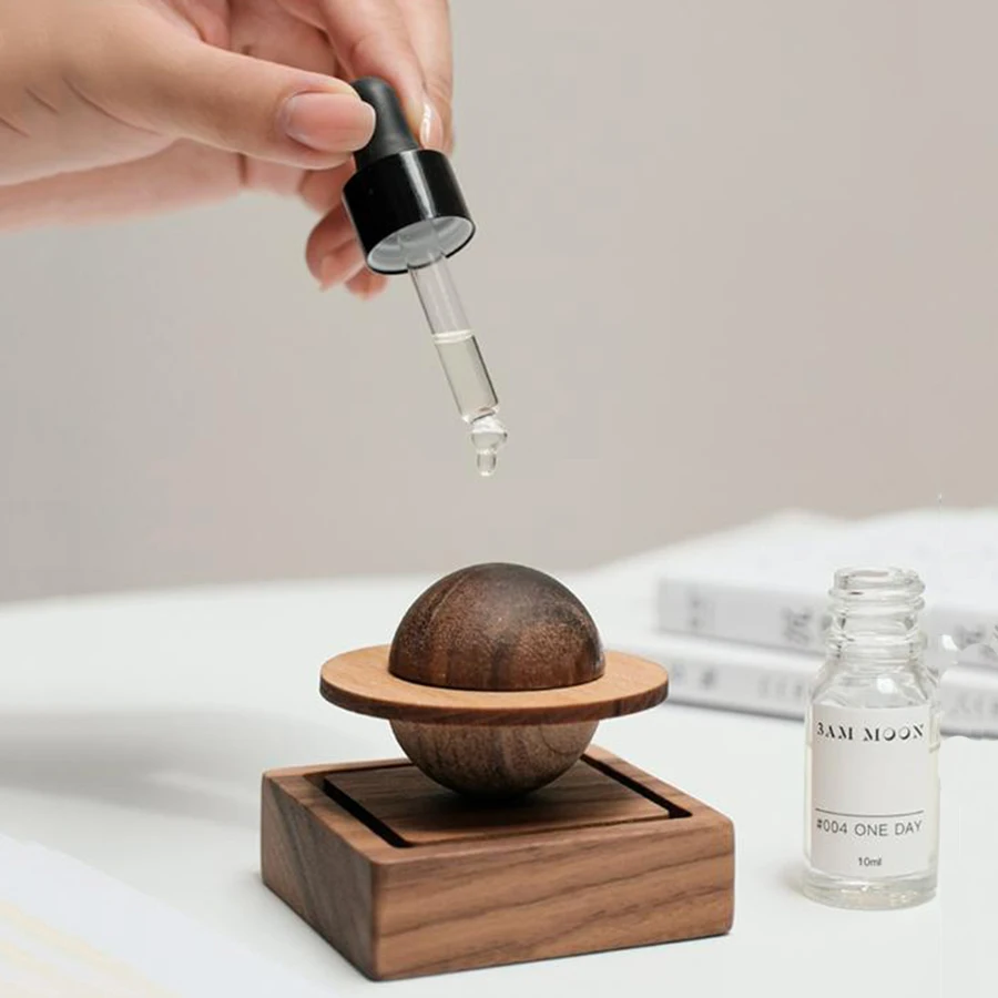 Difusor de aroma de madera con forma de Júpiter para dormitorio - imagen 5