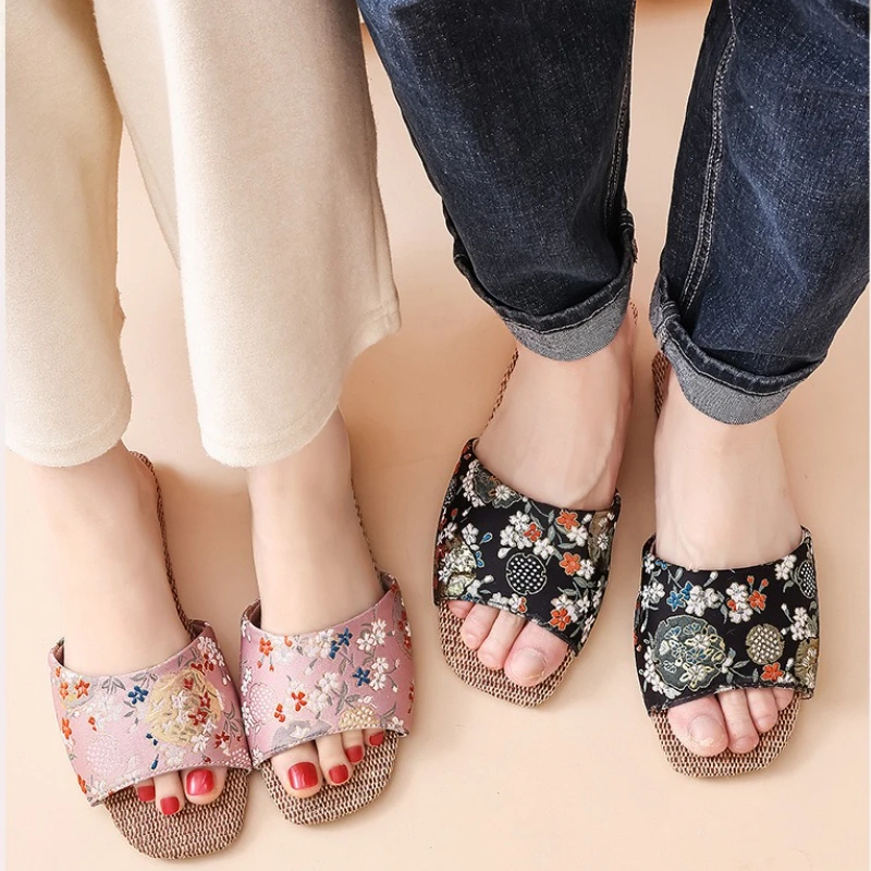 Zapatillas de lino transpirables para interiores para mujeres y hombres, zapatos para el suelo del hogar, toboganes antideslizantes con bordado de estilo chino para parejas y dormitorio - imagen 2