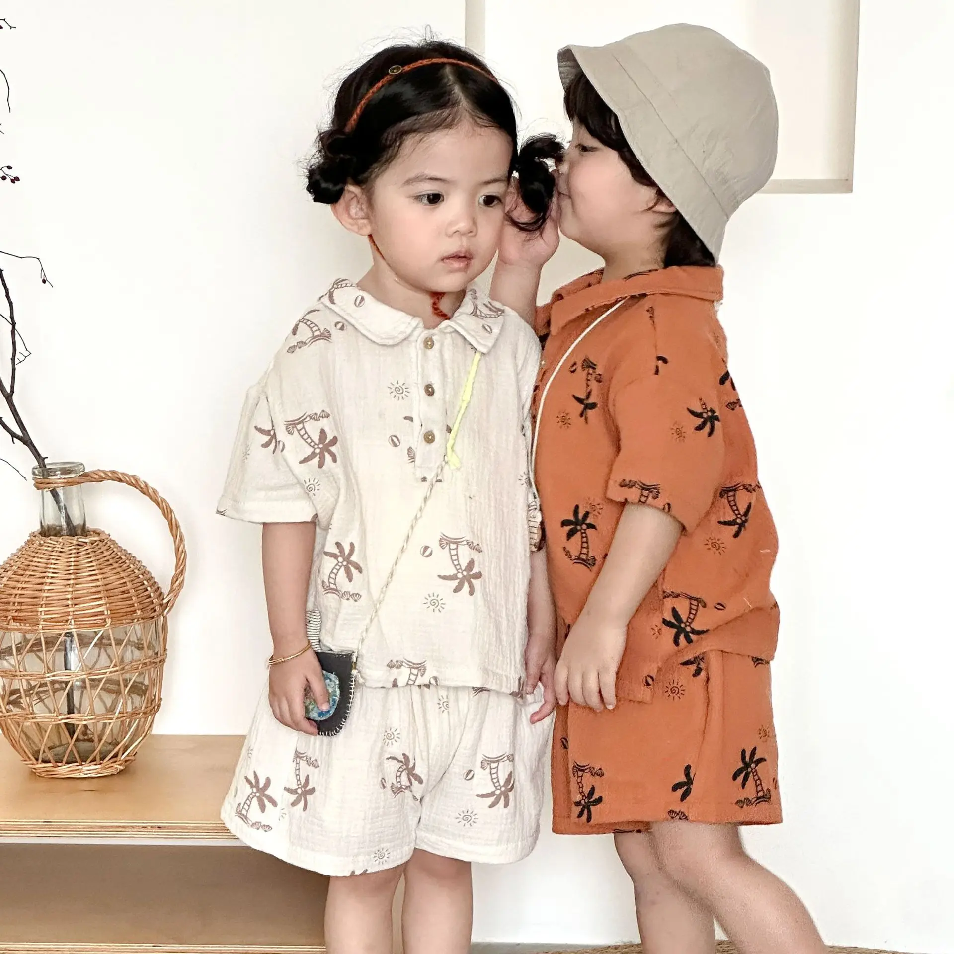 Conjunto verano 2026 niños camiseta con pantalón corto lino y algodón - imagen 4
