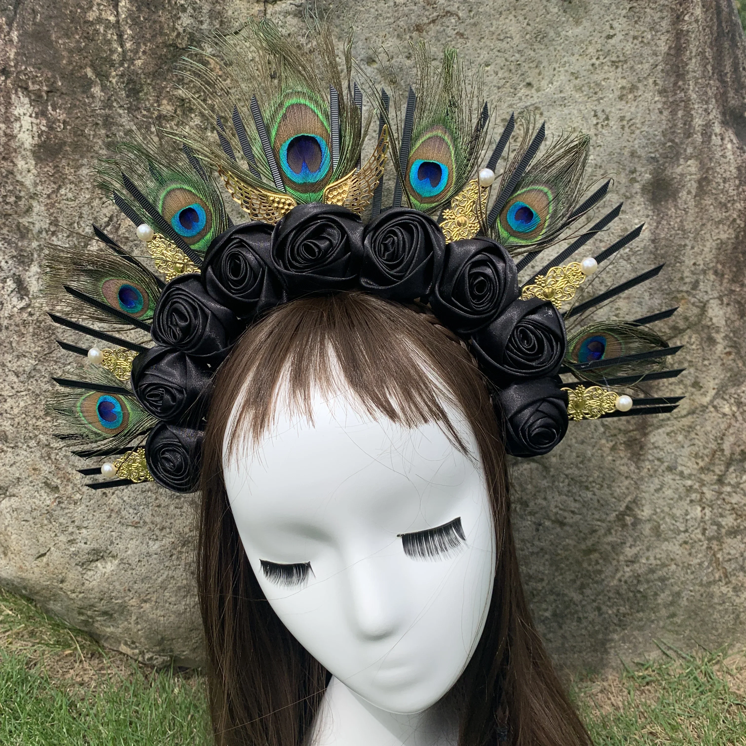 Diadema dorada con plumas de pavo real infantil elegante para niña - imagen 5