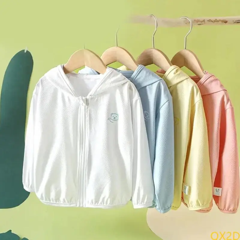 QX2D Kids Ice Silk Overcoat con UPF50+ Protecciones Sun Cartoon Clotos protección solar