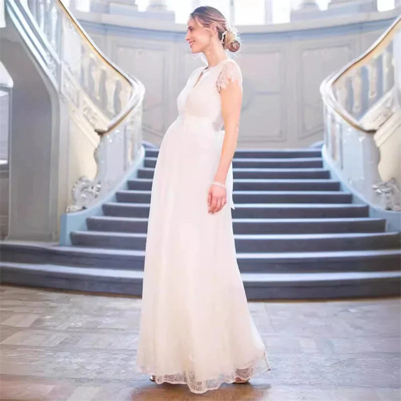 Vestido de maternidad para sesión fotográfica con encaje y manga corta - imagen 4