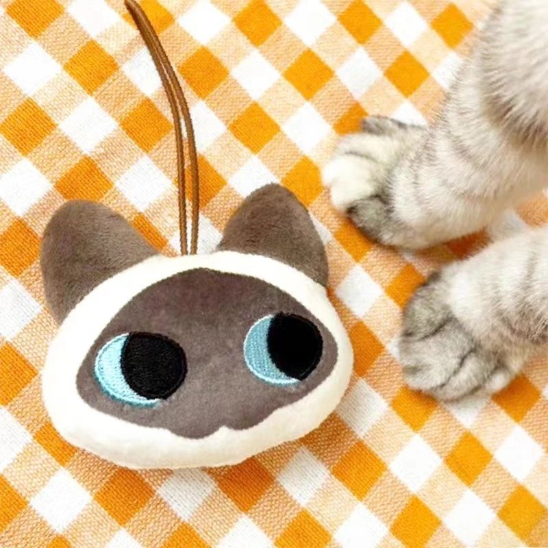 Fukuya cápsula de juguete kawaii de peluche cara grande cabeza neko Hachi gato siamés gatito de ojos extraños esponjoso figuras colgantes de felpa gasha - imagen 5