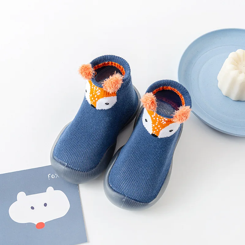 Calcetines de invierno con dibujos de animales para niños y niñas recién nacidos, zapatos bonitos para niños pequeños, calcetines de piso con suela de goma suave antideslizante, cosas infantiles - imagen 4