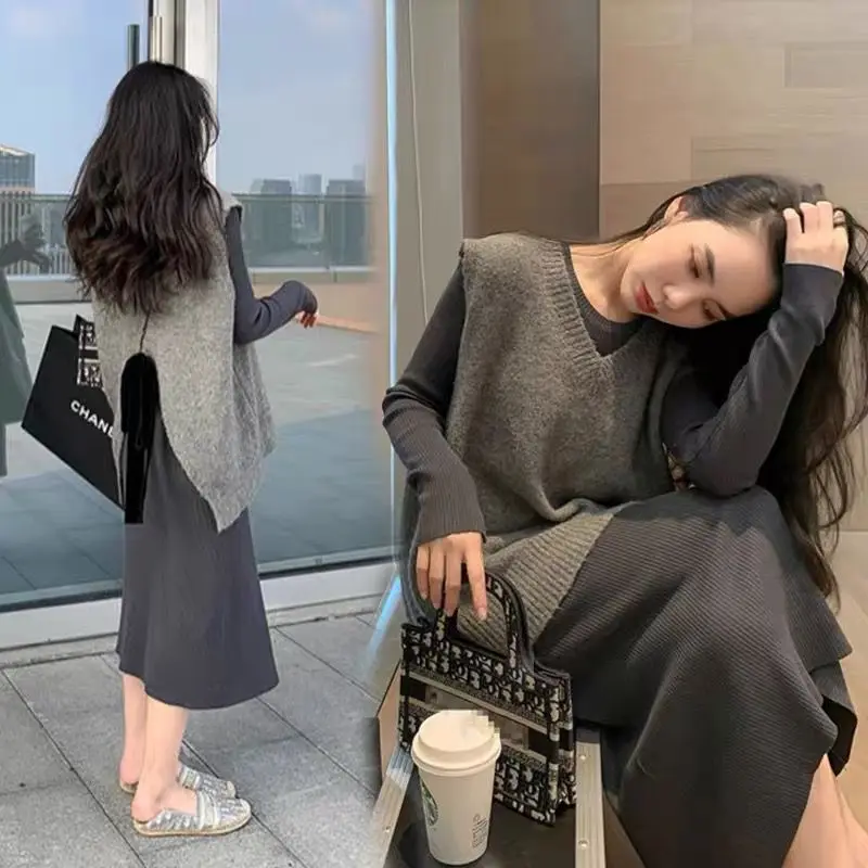 Conjunto de maternidad con chaleco y vestido de otoño invierno - imagen 2