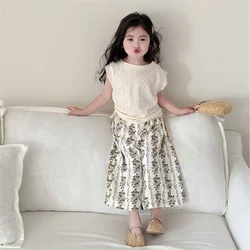 Conjunto verano infantil floral – Camiseta sin mangas y pants