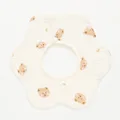 Cute bear