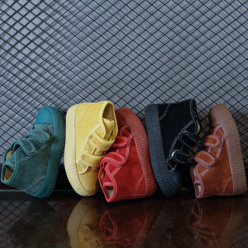 Zapatillas de deporte de pana para niño y niña, zapatos informales antideslizantes, zapatos de lona Retro para estudiantes, novedad de otoño