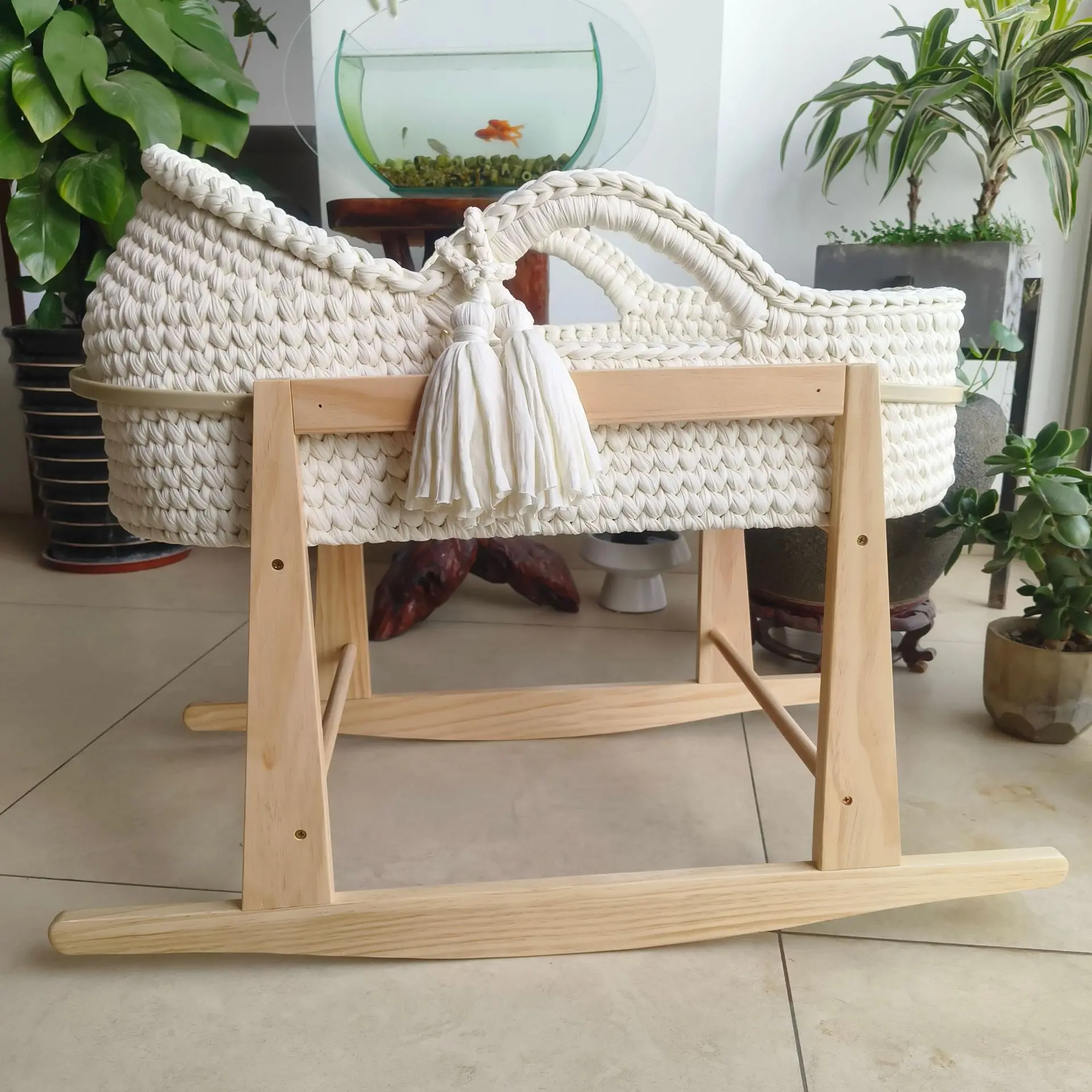 Cuna de una sola capa de ganchillo a mano, marco de mano, cuerda de algodón tejida, tira de tela para cuna, mano tejida para recién nacido - imagen 4